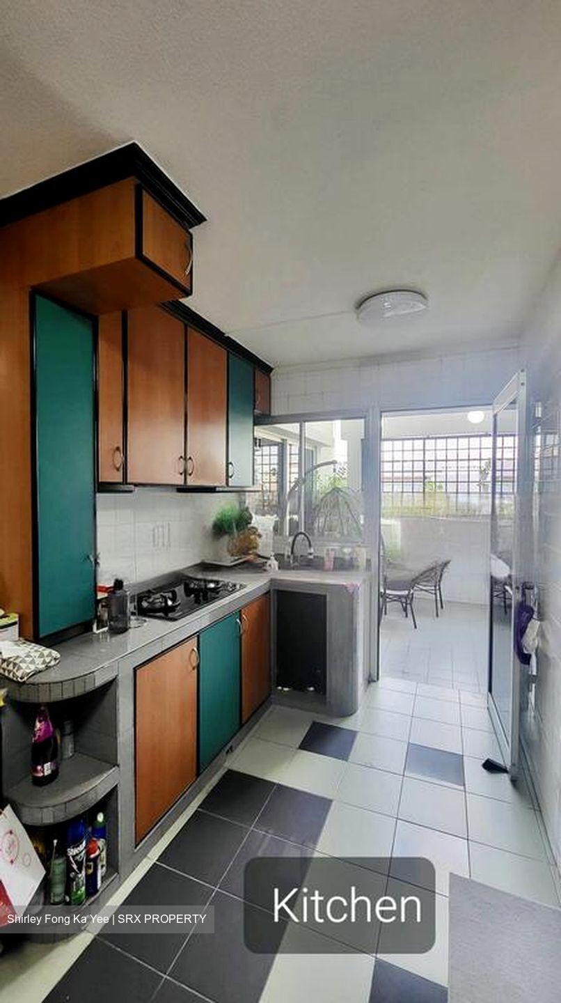 Blk 519 Serangoon North Avenue 4 (Serangoon), HDB Executive #423598781